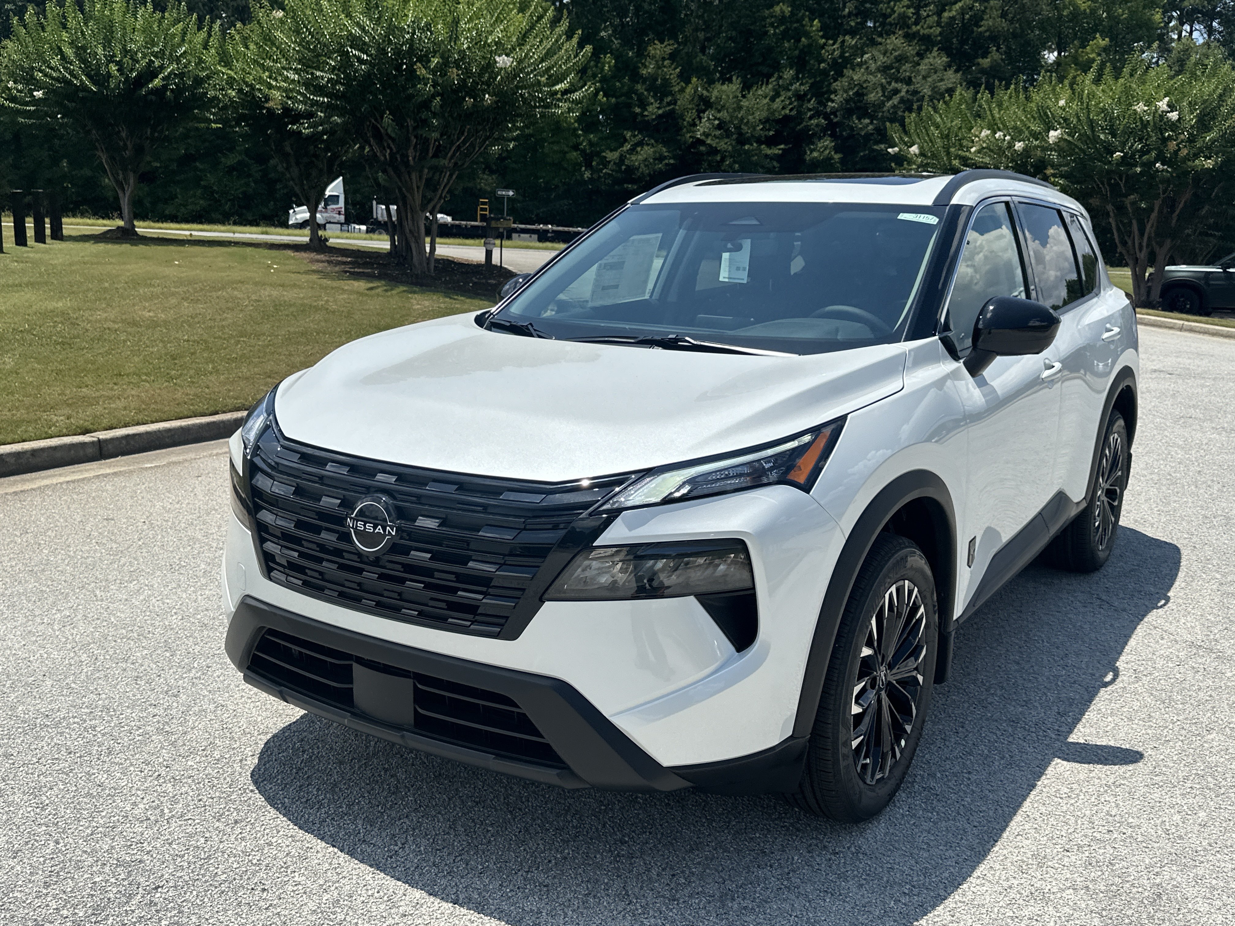 2026 Nissan Rogue Dark Armor SUV