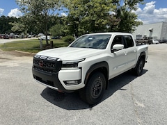 2025 Nissan Frontier PRO-4X Truck