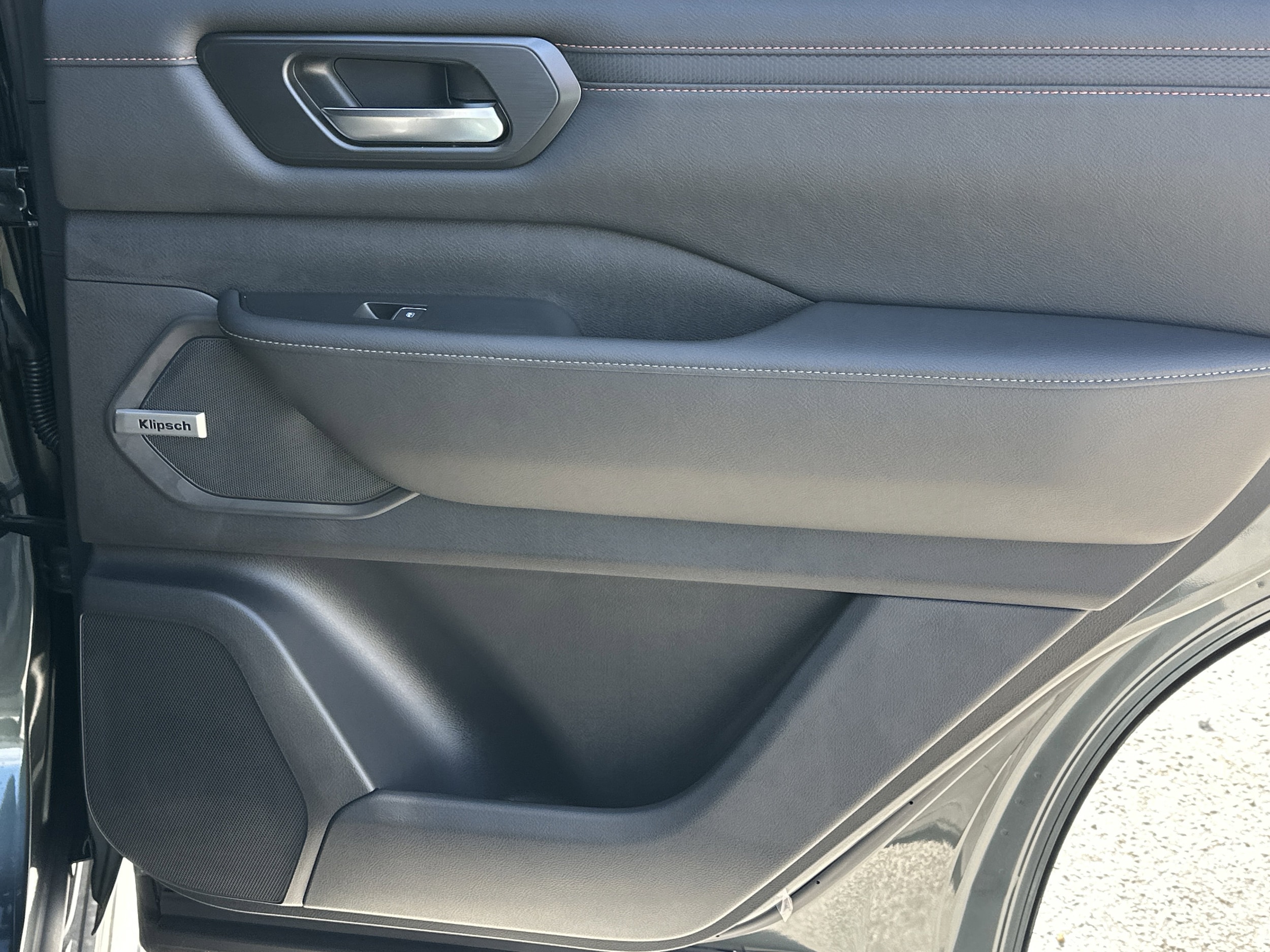 2026 Nissan Armada PRO-4X - Photo 16