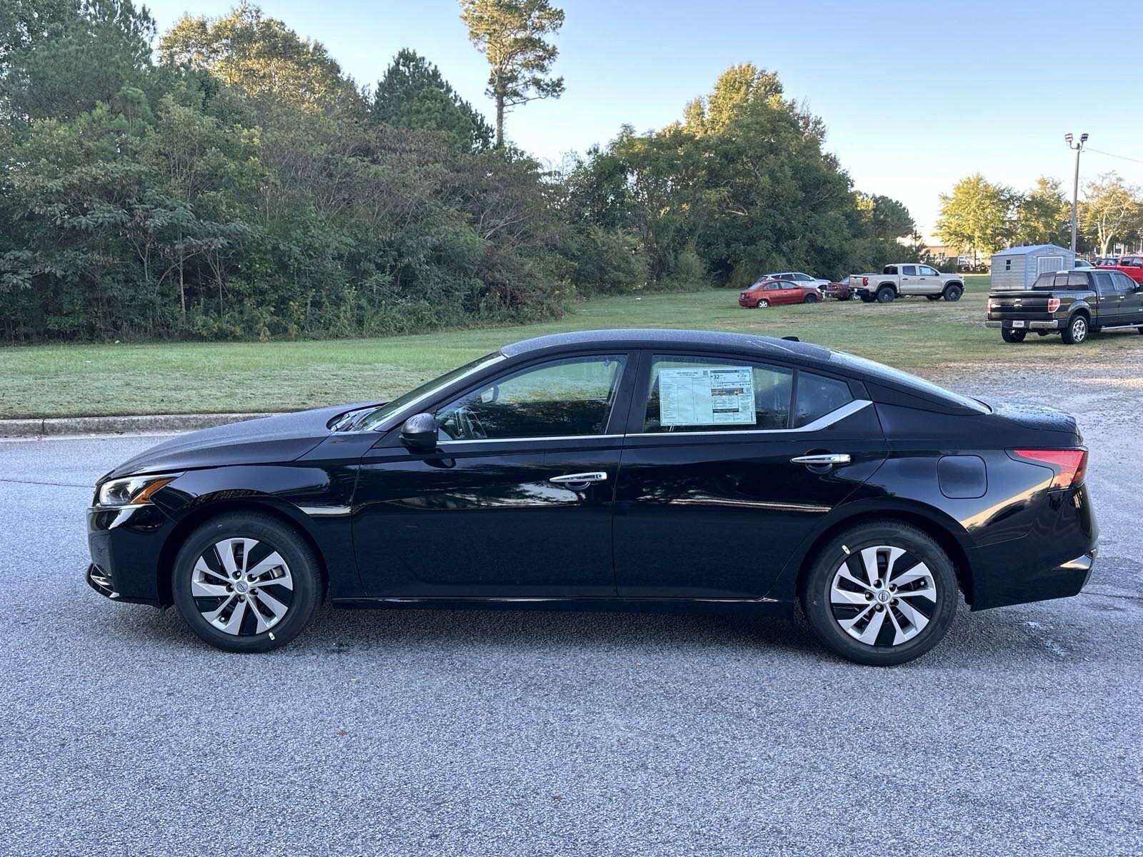 2025 Nissan Altima 2.5 S photo 2