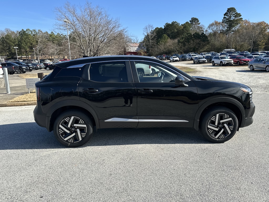 New 2026 Nissan Kicks SV SUV
