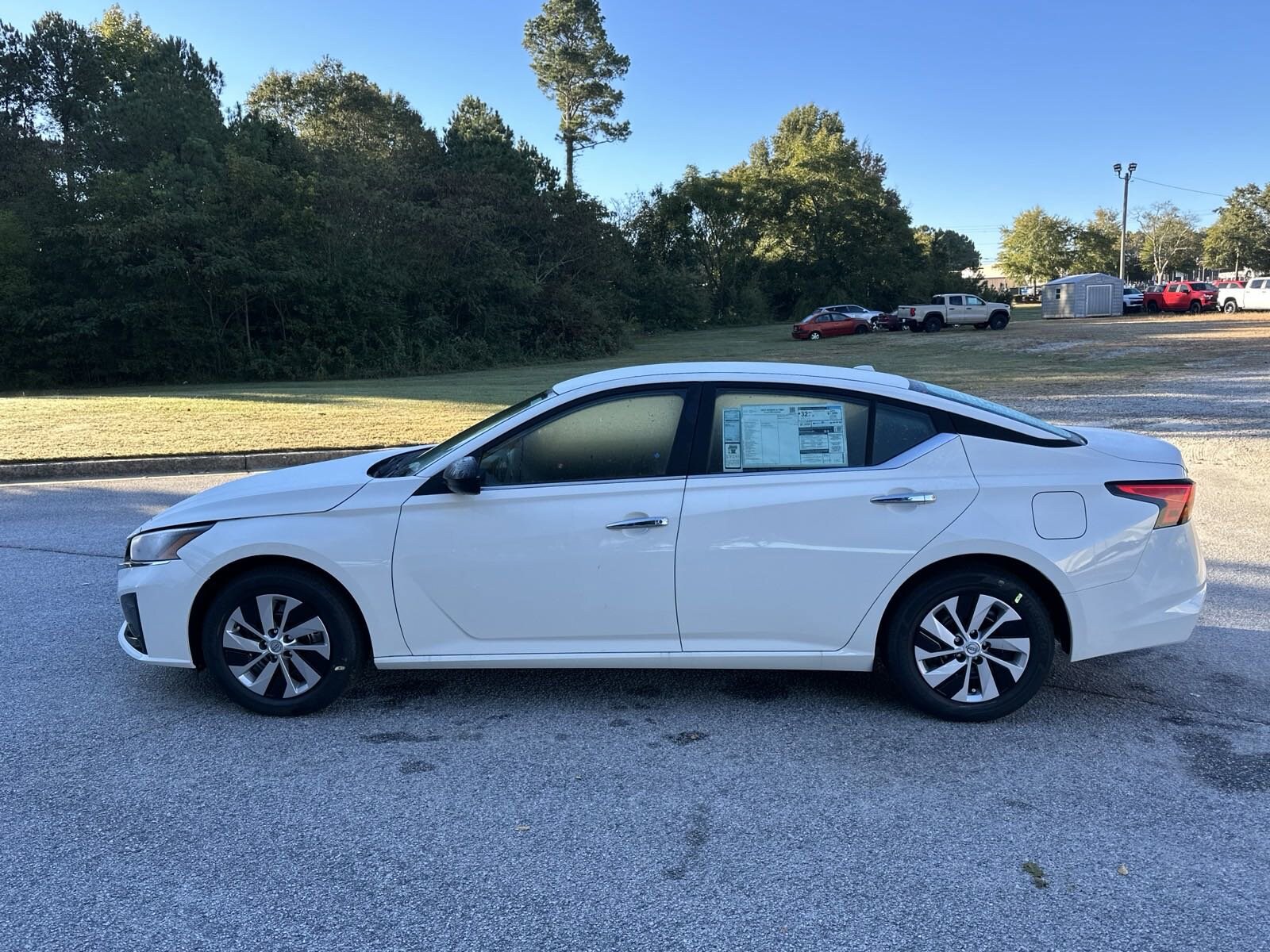 2025 Nissan Altima 2.5 S photo 2