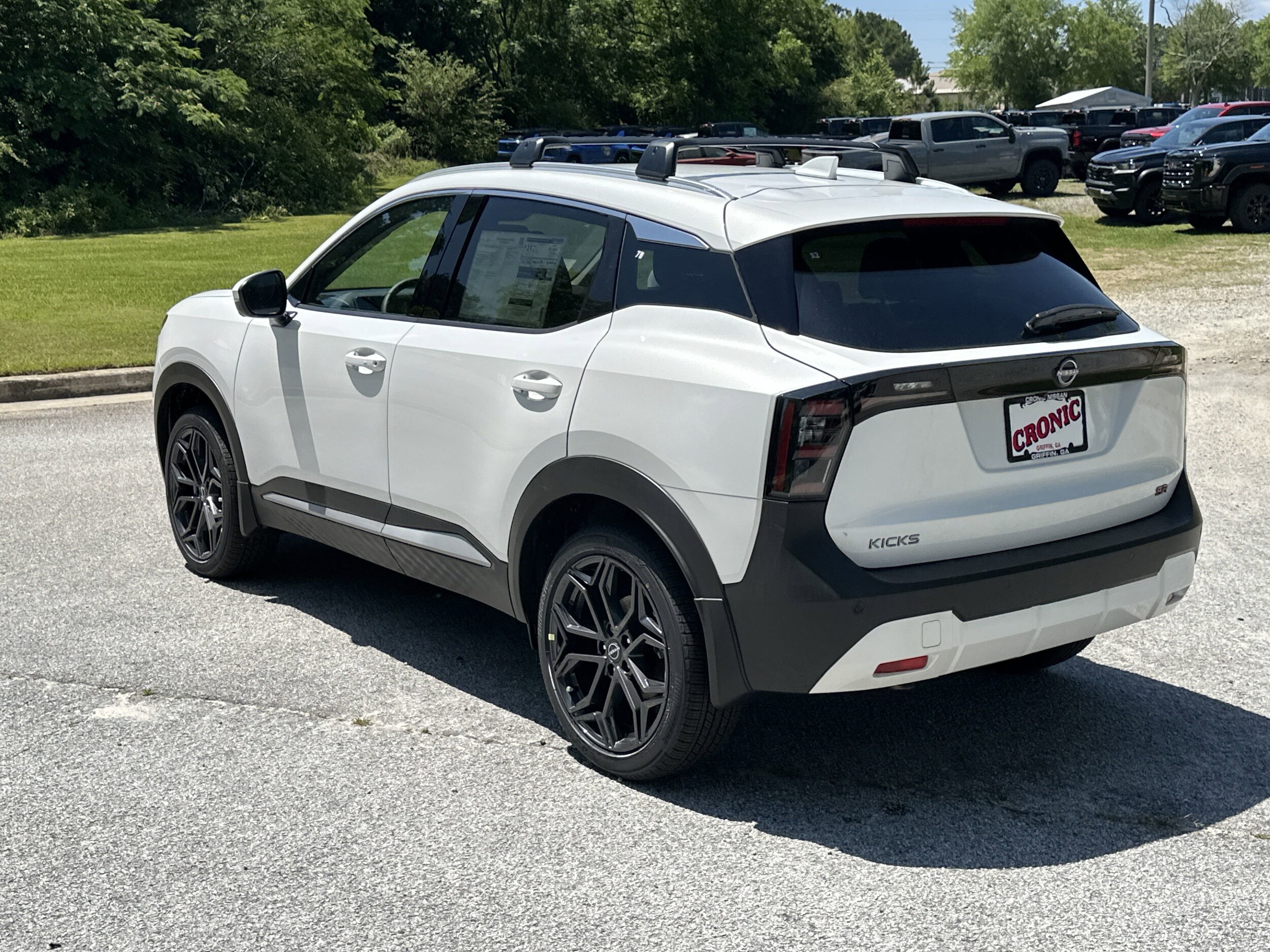 2025 Nissan Kicks SR - Photo 7