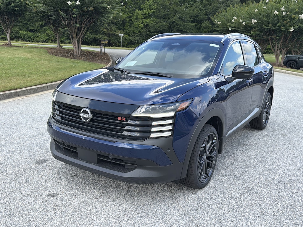 New 2026 Nissan Kicks SR SUV