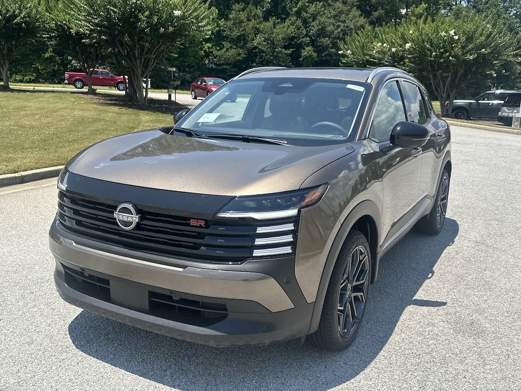New 2026 Nissan Kicks SR SUV