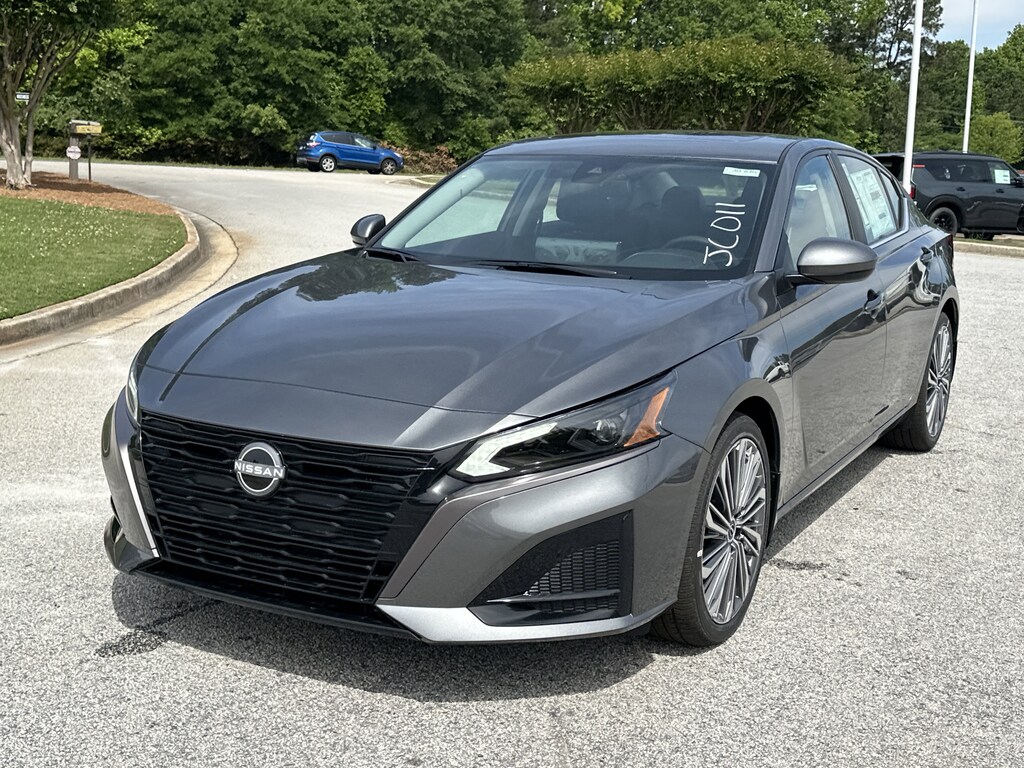 New 2026 Nissan Altima 2.5 SV Sedan