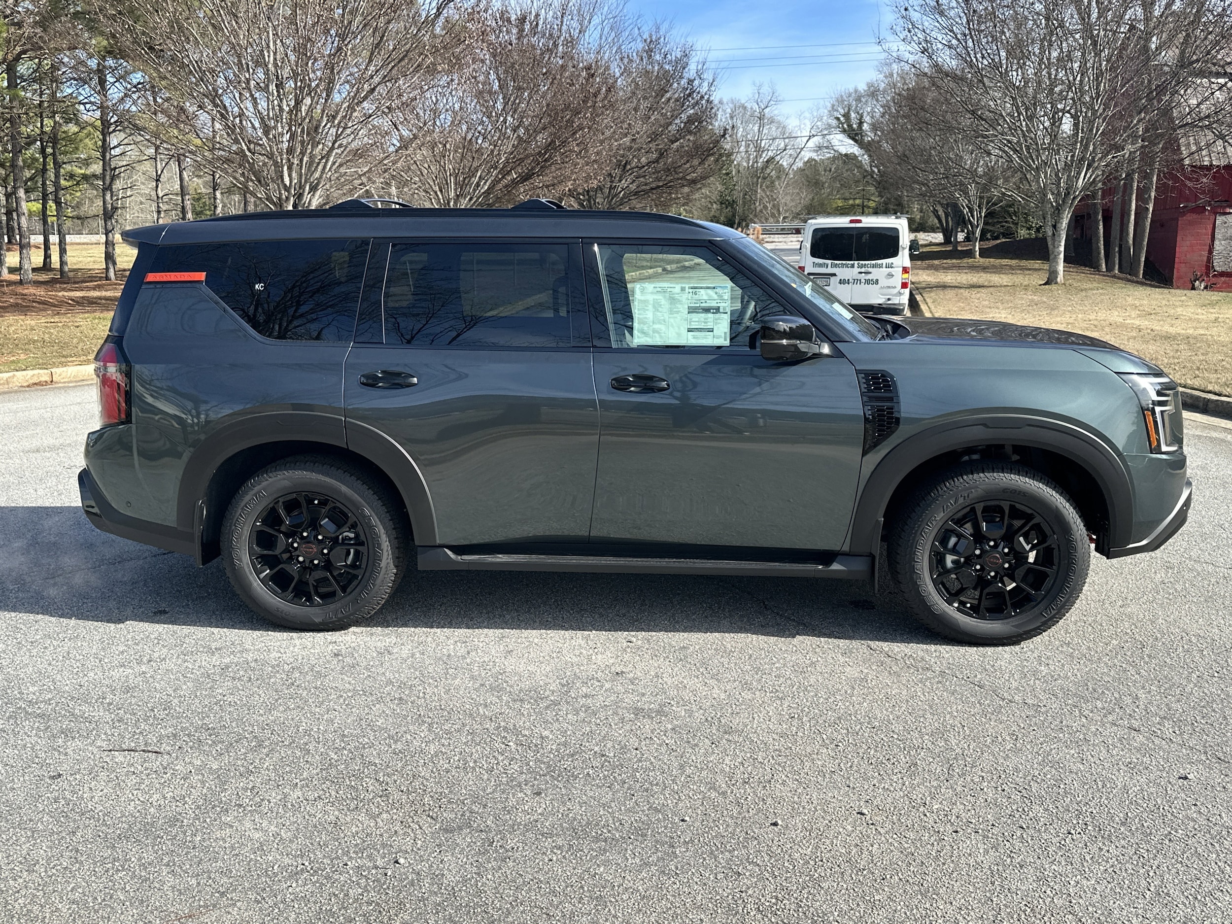 2026 Nissan Armada PRO-4X - Photo 4