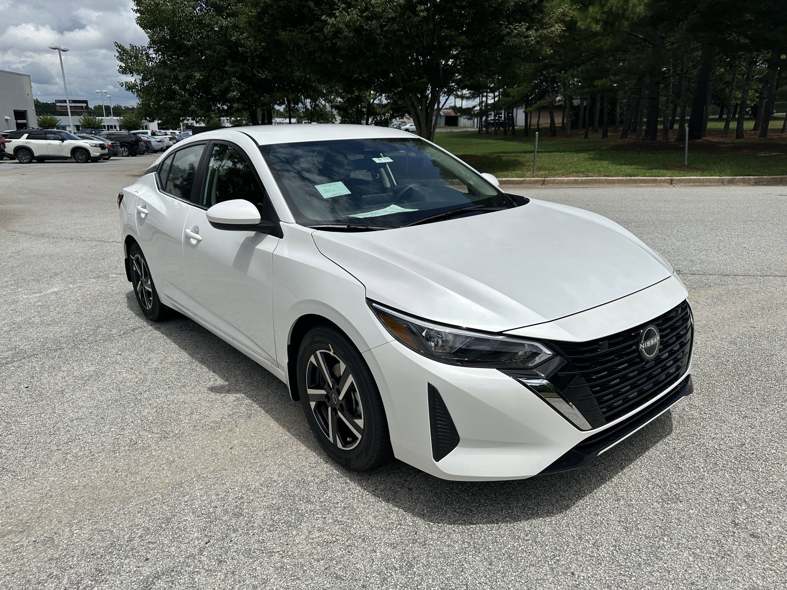 2025 Nissan Sentra SV photo 3