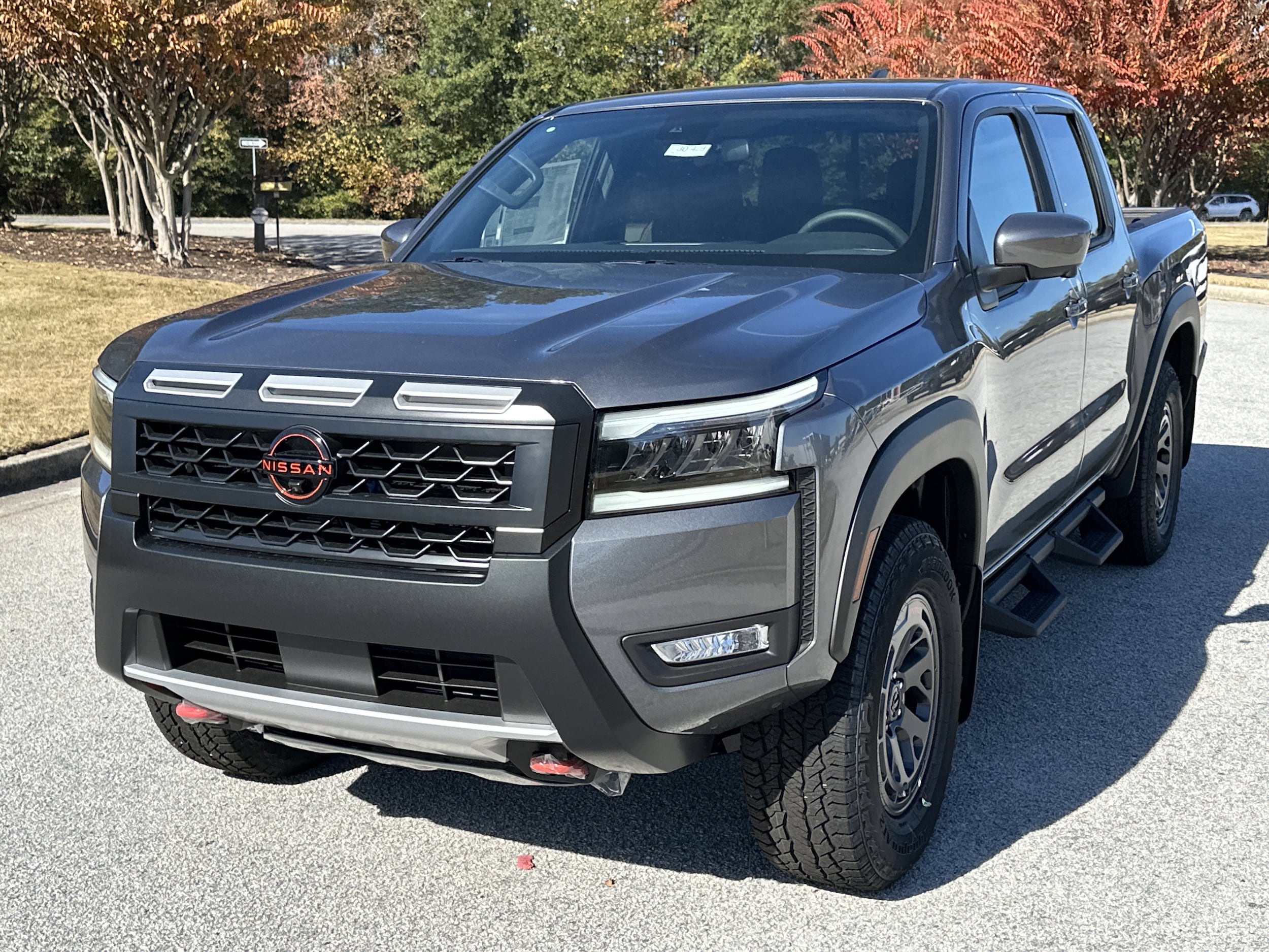 2026 Nissan Frontier PRO-4X's photo