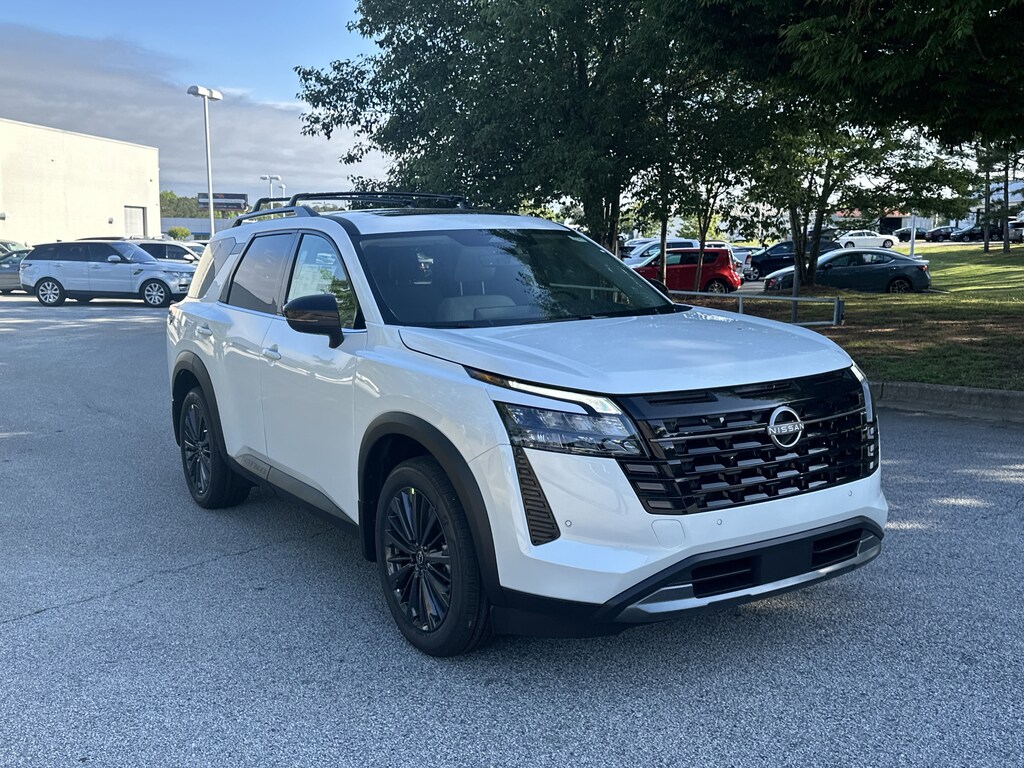 New 2026 Nissan Pathfinder SL SUV
