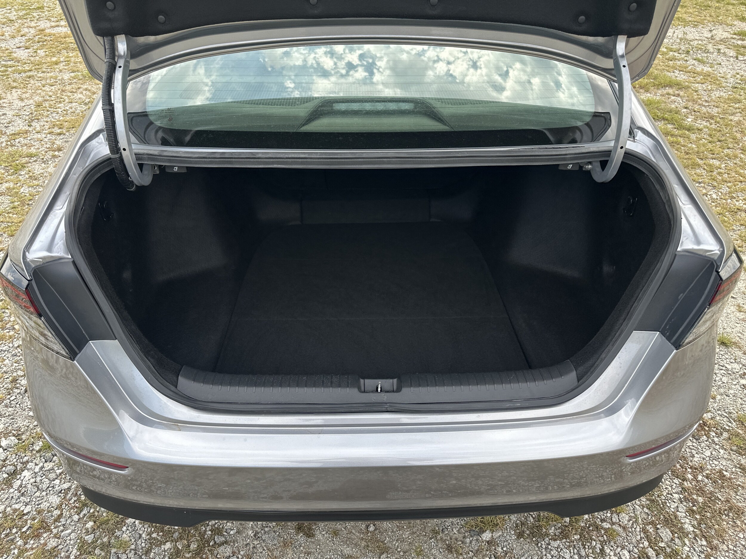 2025 Honda Accord SE - Photo 18