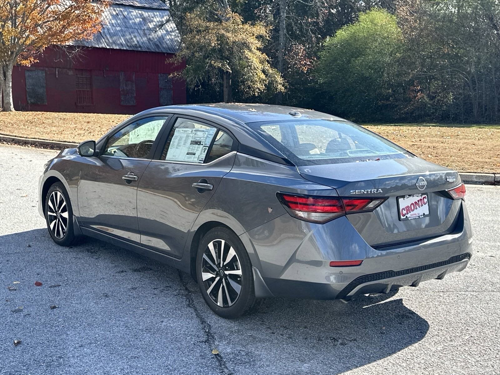 2025 Nissan Sentra SV photo 3