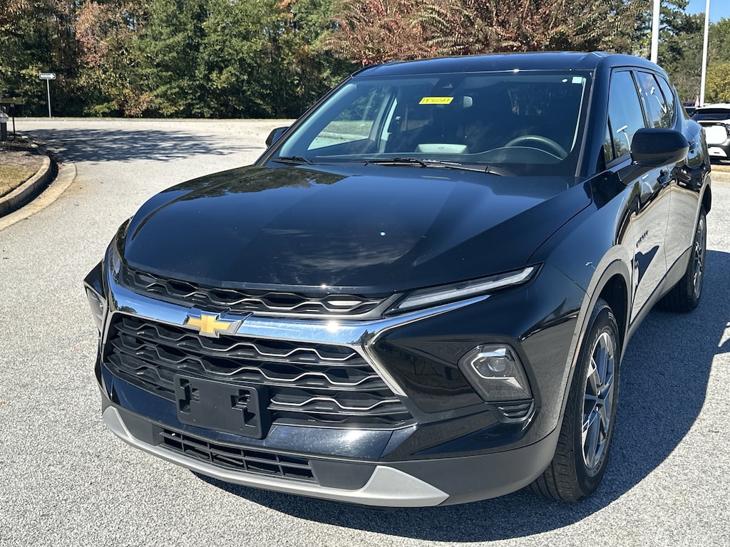 Used 2025 Chevrolet Blazer LT SUV