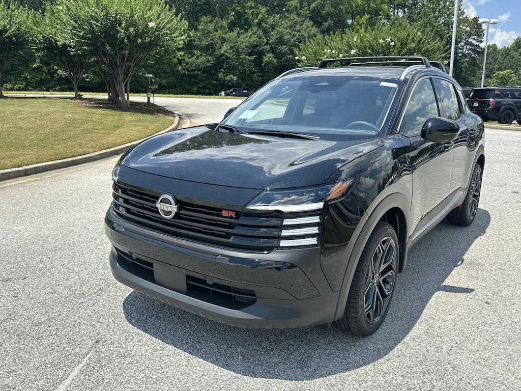 New 2026 Nissan Kicks SR SUV