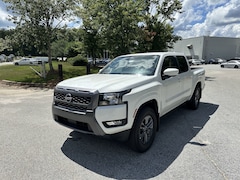 2025 Nissan Frontier SV Truck