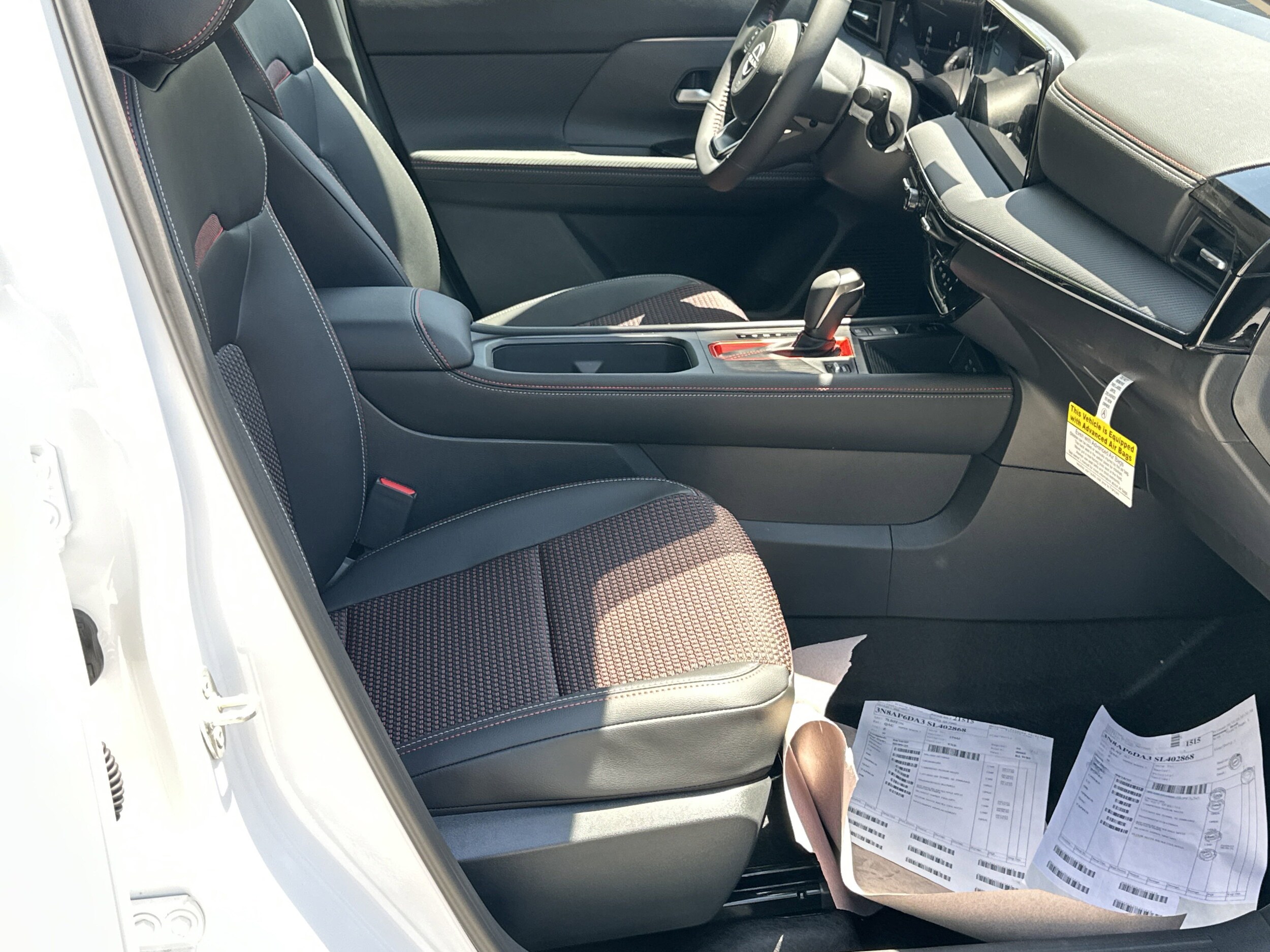 2025 Nissan Kicks SR - Photo 13