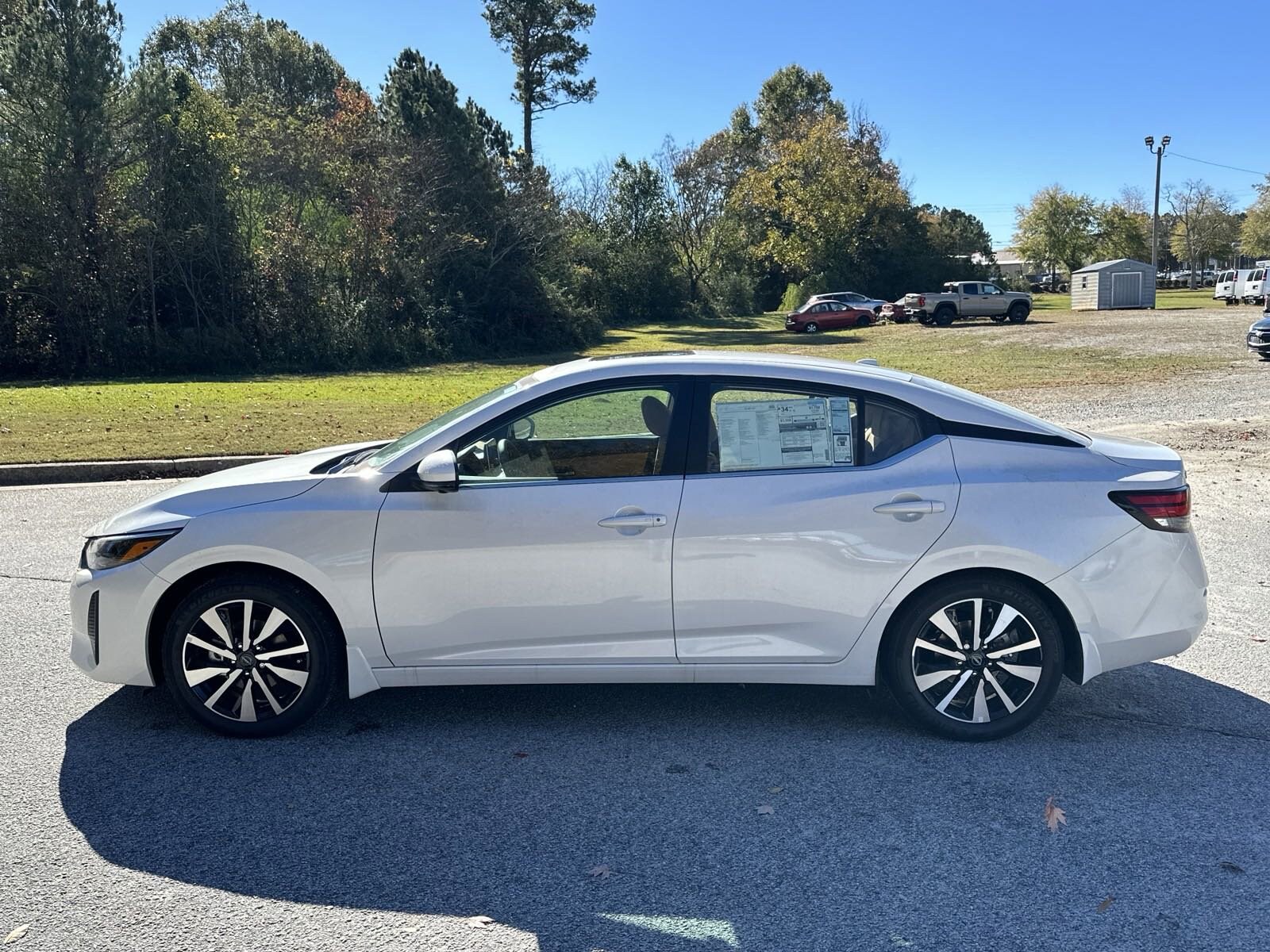 2025 Nissan Sentra SV photo 2