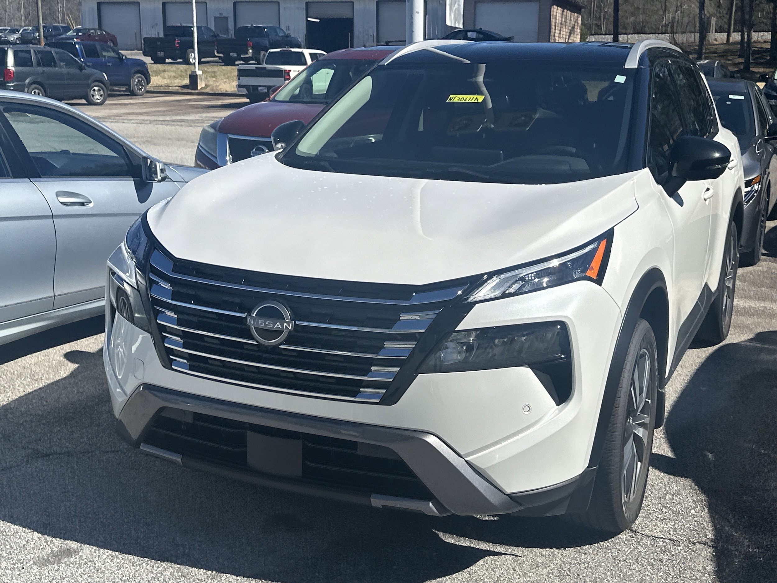 2024 Nissan Rogue SL