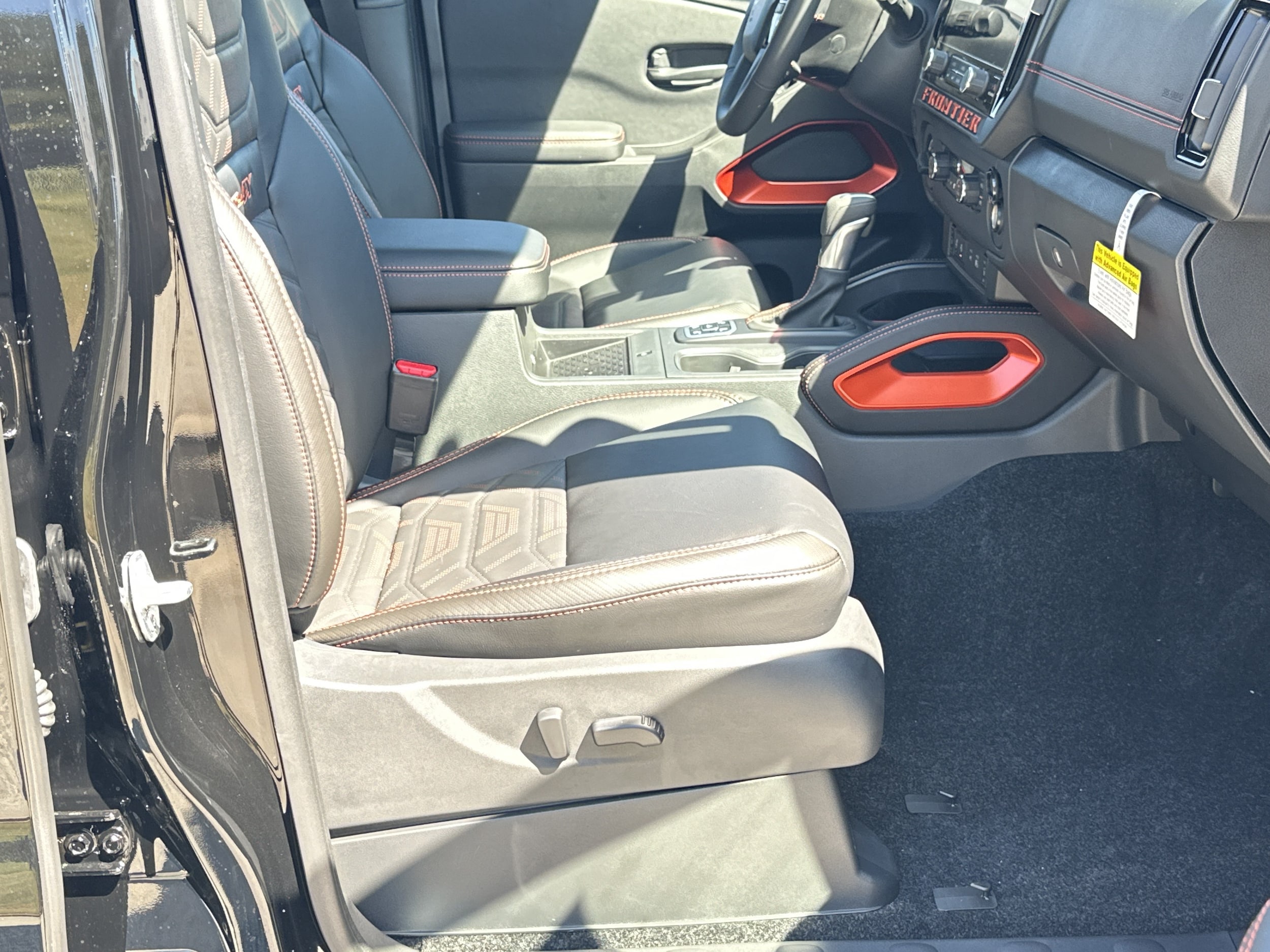 2026 Nissan Frontier PRO-4X - Photo 13