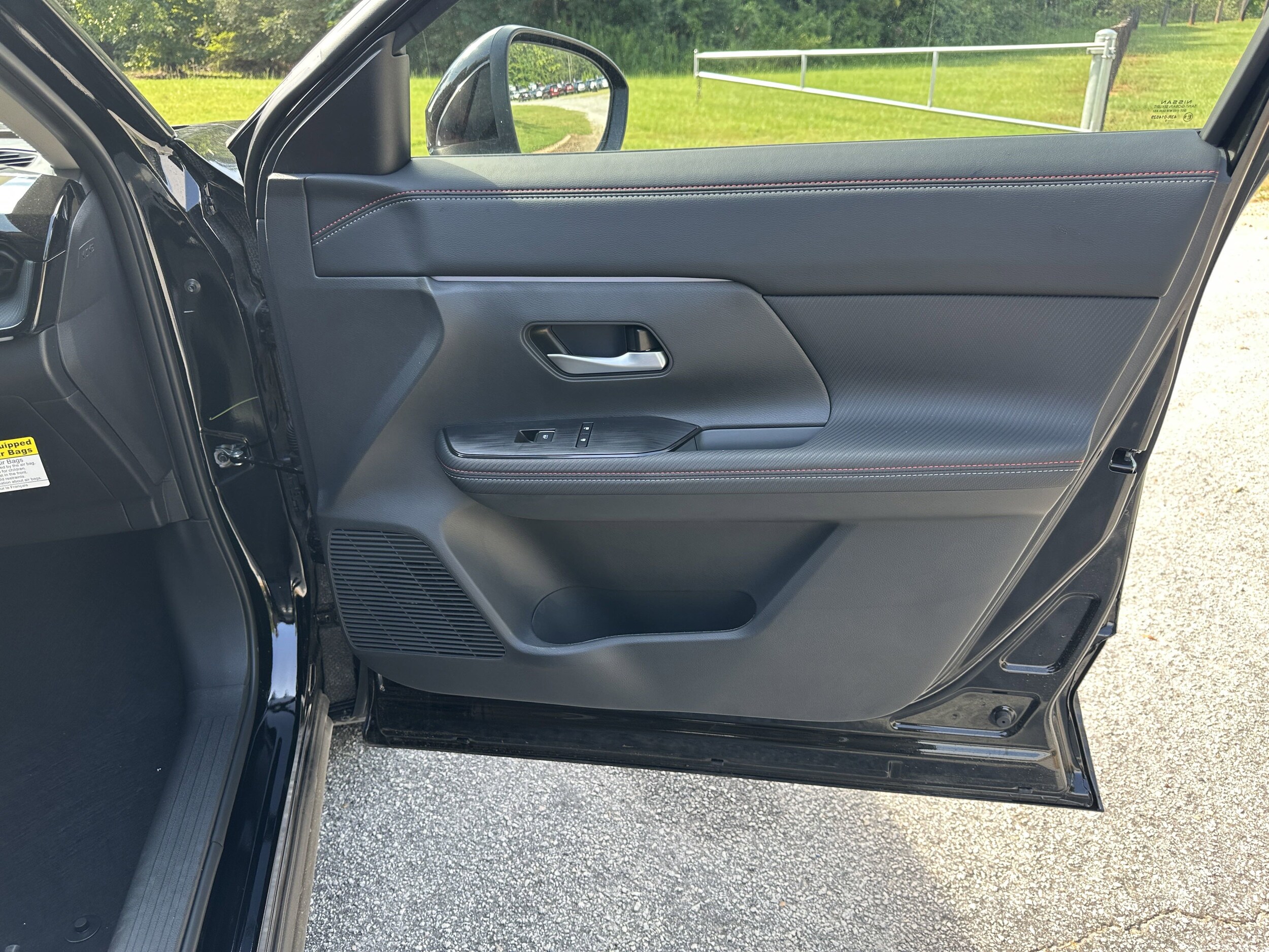2025 Nissan Kicks SR AWD - Photo 14