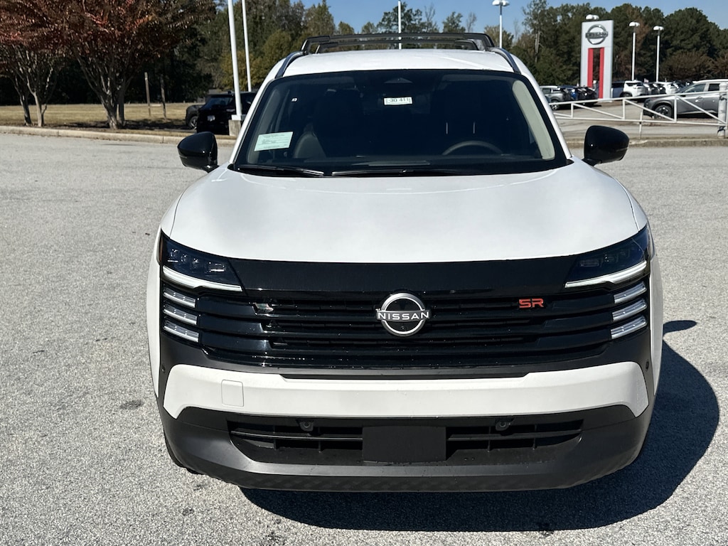 New 2026 Nissan Kicks SR SUV