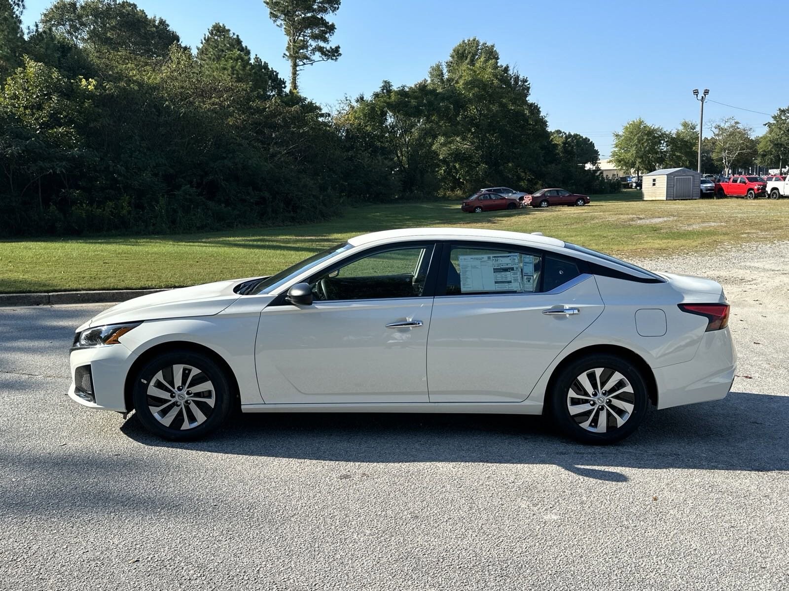 2025 Nissan Altima 2.5 S photo 2