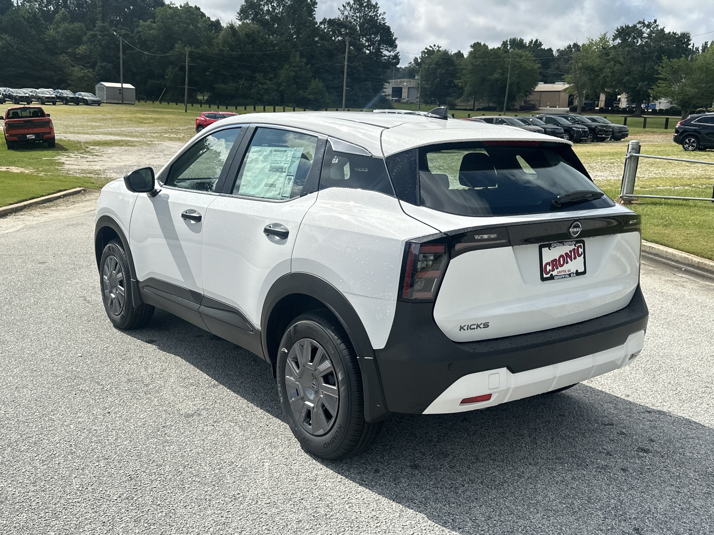 2026 Nissan KICKS S - Photo 7