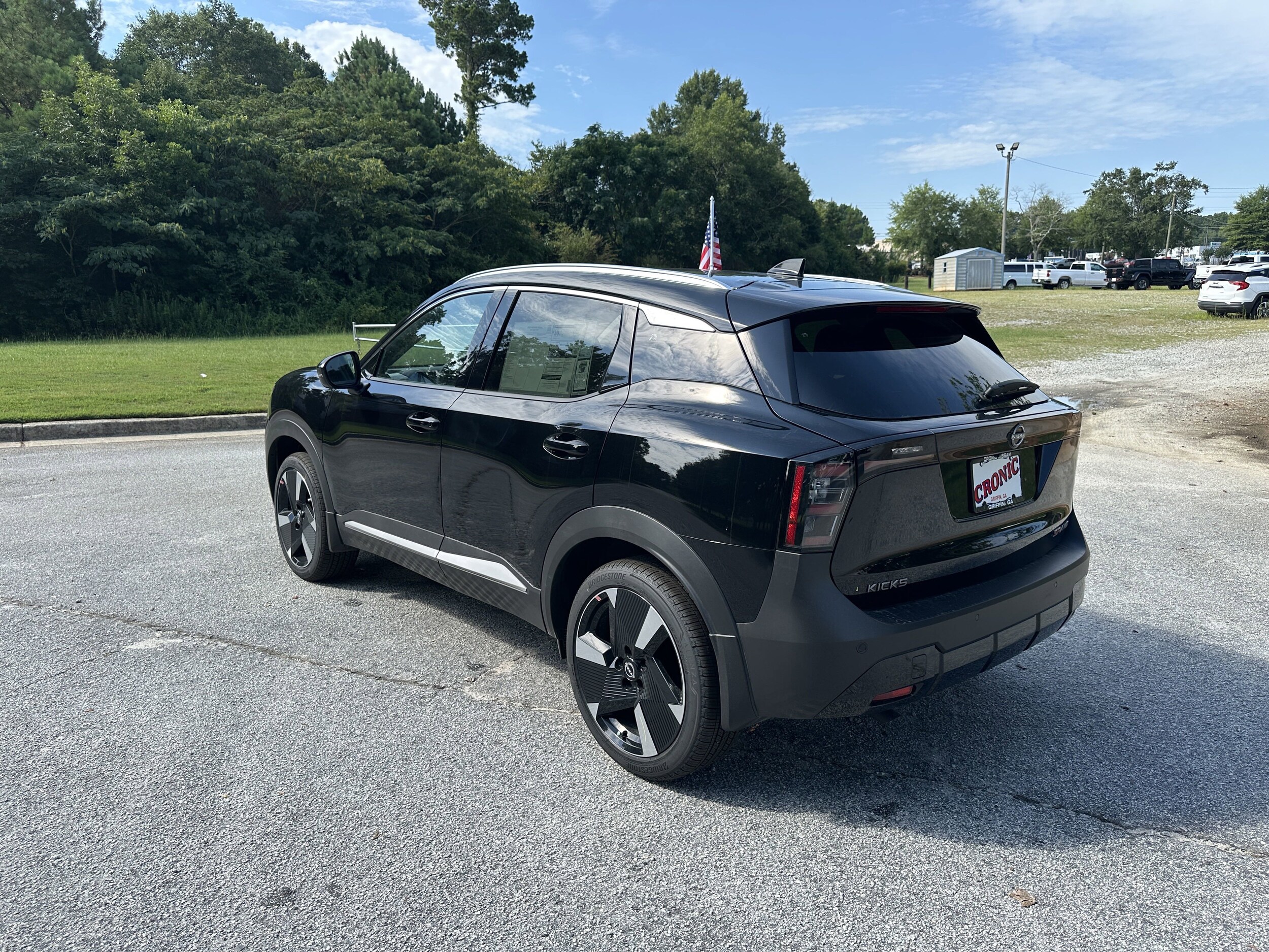 2025 Nissan Kicks SR AWD - Photo 7