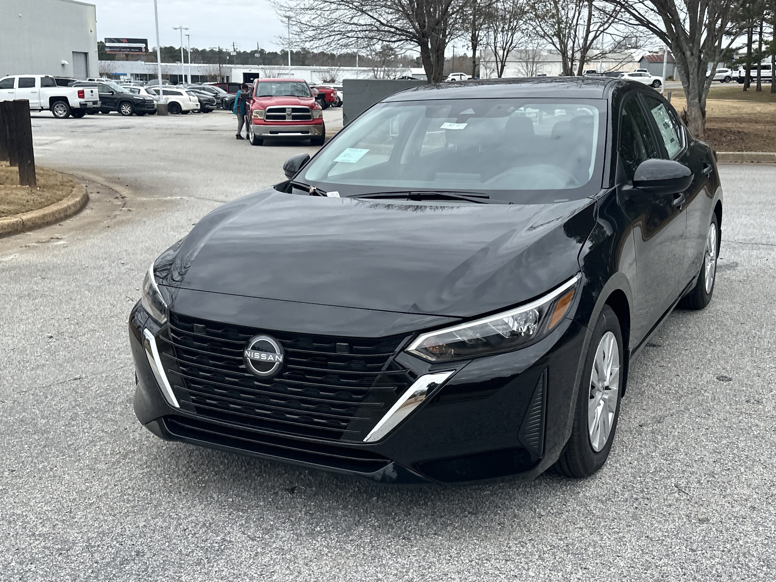 2025 Nissan Sentra S's photo