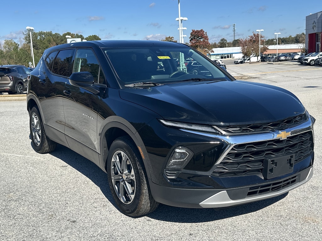 Used 2025 Chevrolet Blazer LT SUV