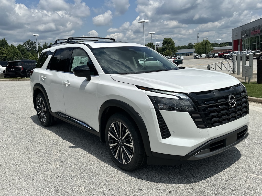New 2026 Nissan Pathfinder Platinum SUV