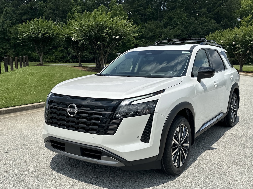 New 2026 Nissan Pathfinder Platinum SUV