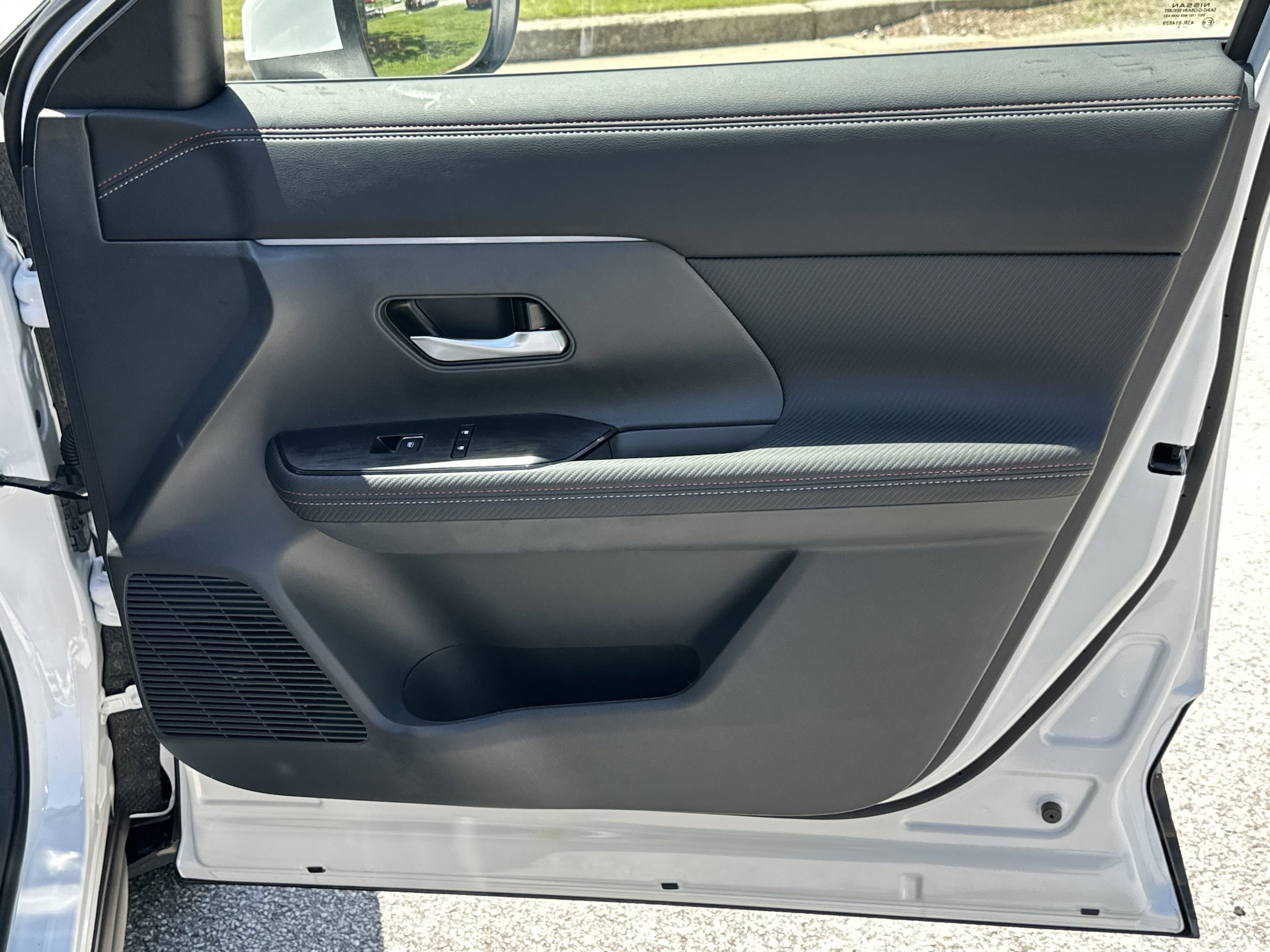 2025 Nissan Kicks SR - Photo 14