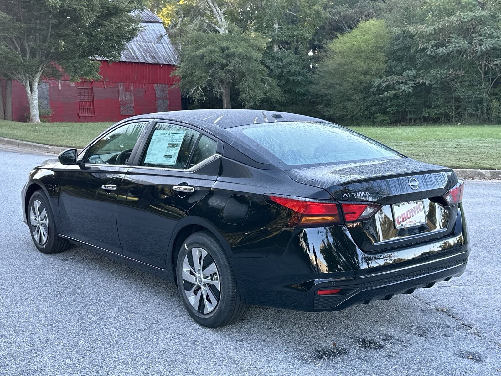 2025 Nissan Altima 2.5 S photo 3