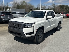 2025 Nissan Frontier SV Truck