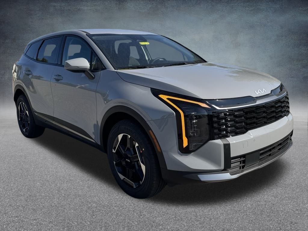 2026 Kia Sportage Hybrid S photo 2