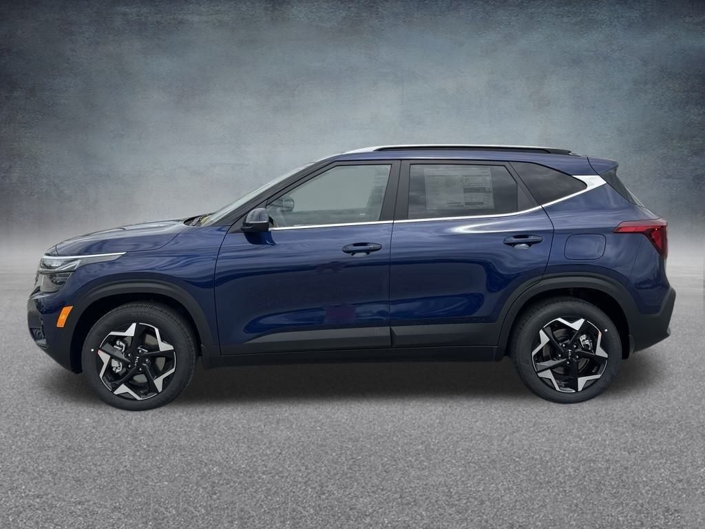 2025 Kia Seltos EX photo 3