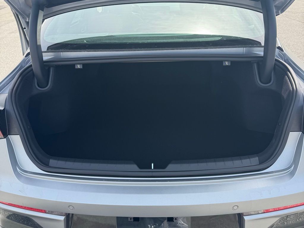 2026 Kia K5 GT-Line - Photo 7