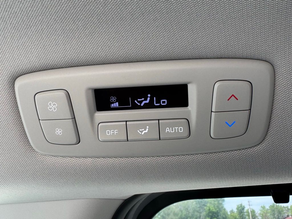 2026 Kia Carnival SX Prestige - Photo 18