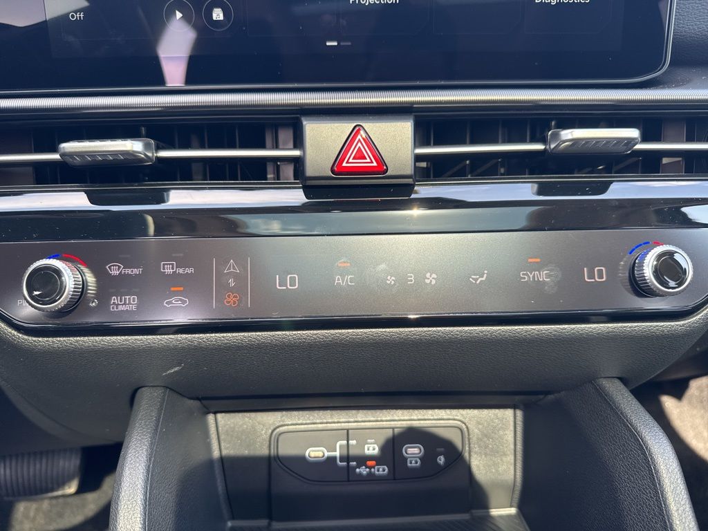 2026 Kia Sportage EX - Photo 15