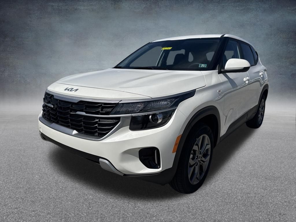 2026 Kia Seltos 2.0 LX AWD's photo