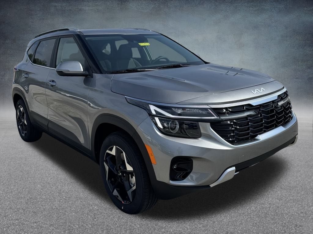 2026 Kia Seltos EX photo 2