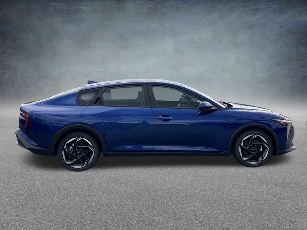 2025 Kia K4 EX photo 4
