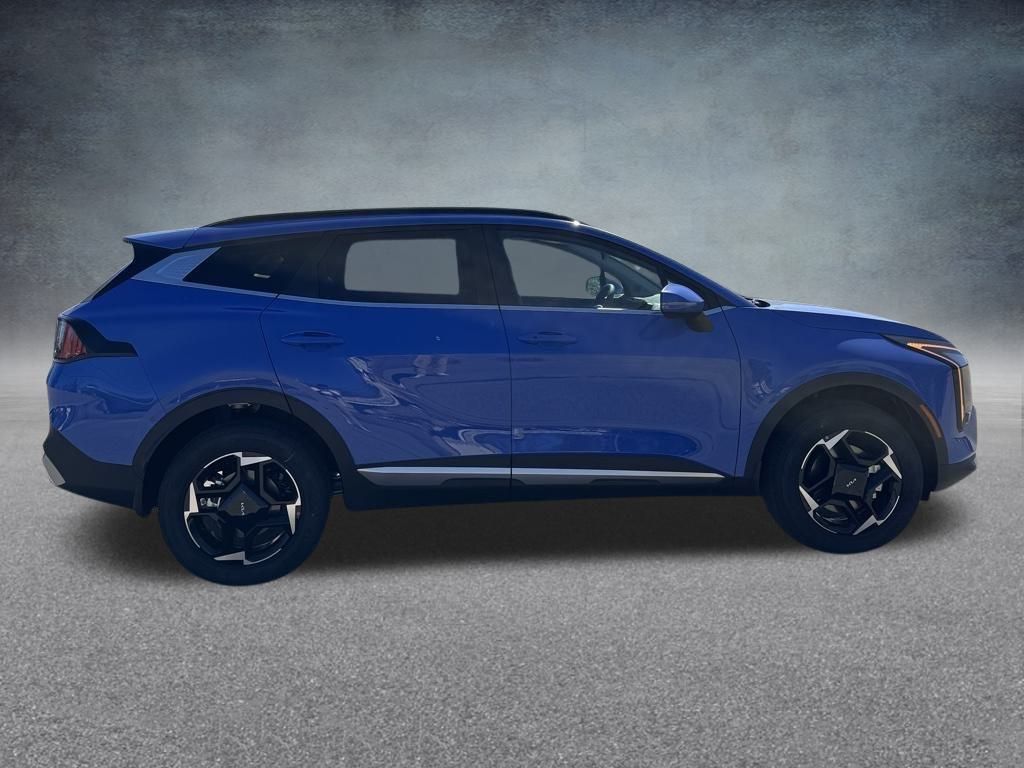 2026 Kia Sportage EX photo 4
