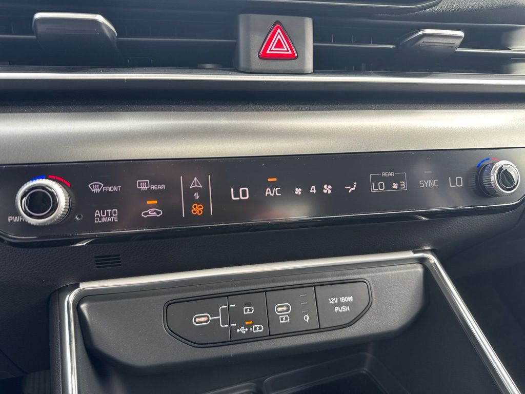 2026 Kia Carnival SX Prestige - Photo 16