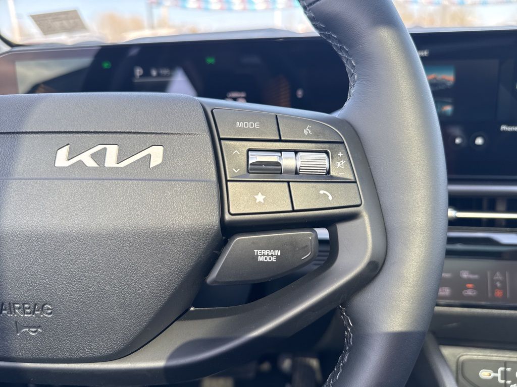 2026 Kia Sportage EX - Photo 14