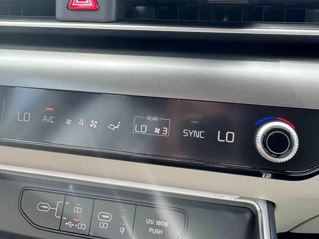 2026 Kia Carnival SX Prestige - Photo 30