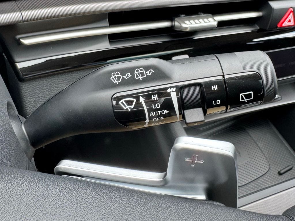 2026 Kia Sportage EX Hybrid - Photo 19