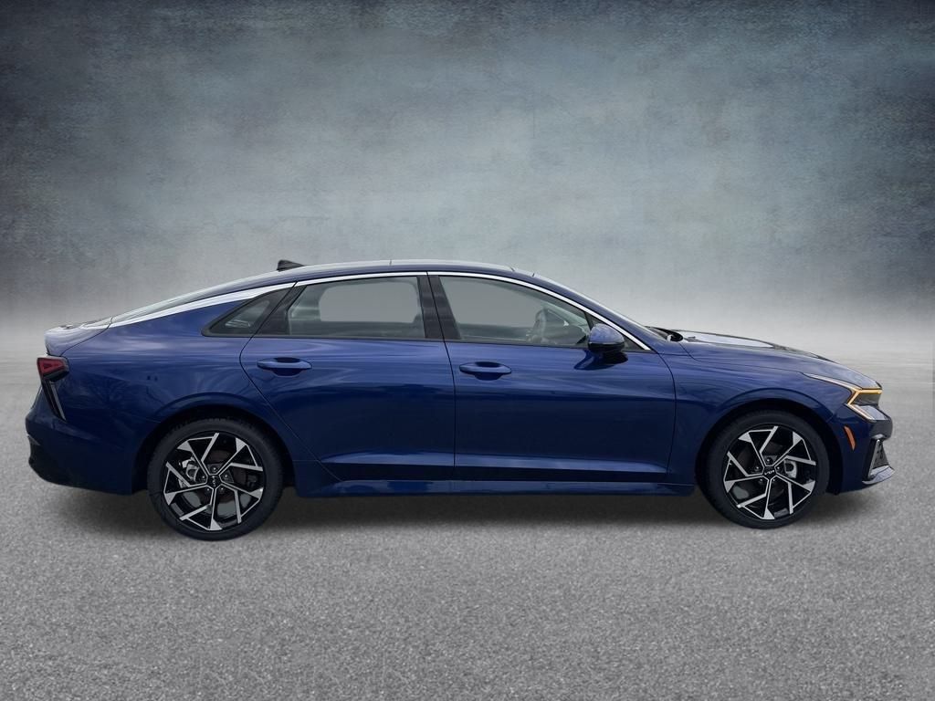 2025 Kia K5 EX photo 4