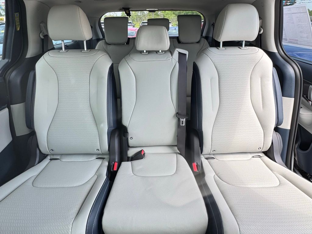 2026 Kia Carnival SX Prestige - Photo 15